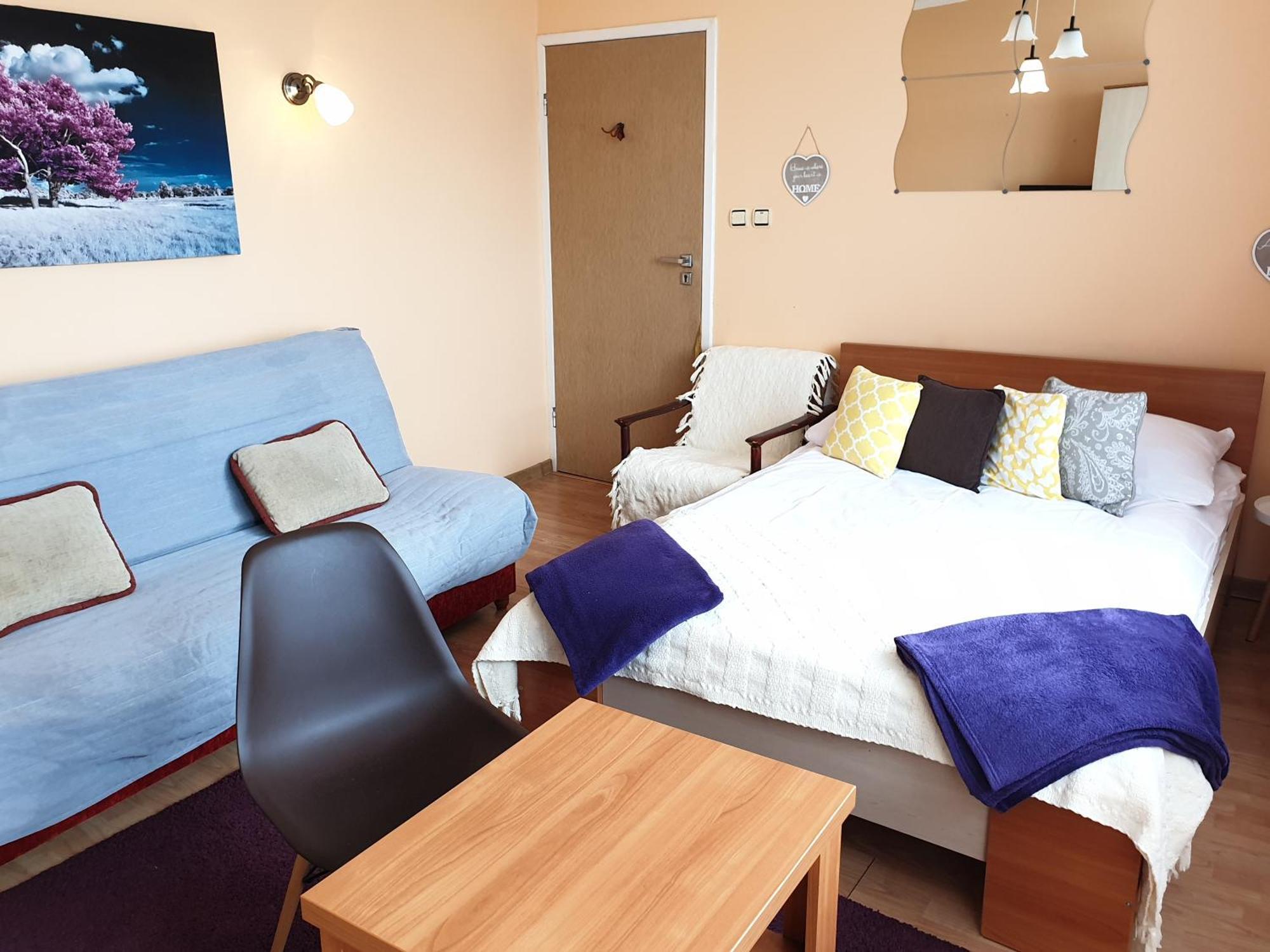 Dom Goscinny Marta - Pokoje, Apartamenty, Domki クリニツァ・モルスカ 部屋 写真