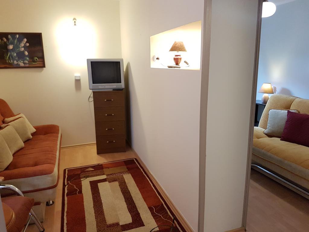 Dom Goscinny Marta - Pokoje, Apartamenty, Domki クリニツァ・モルスカ 部屋 写真